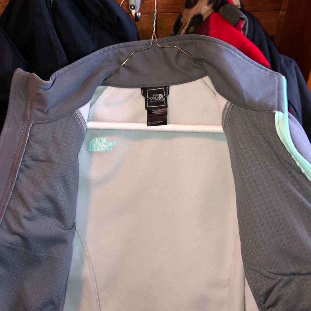 North Face Jacket - Picture 2 of 8